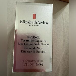 New Elizabeth Arden Retinol Ceramide Capsules Line Erasing Night Serum